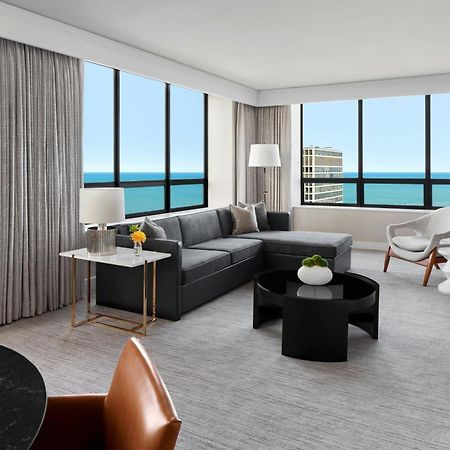 Hotel The Ritz-Carlton, Chicago Extérieur photo