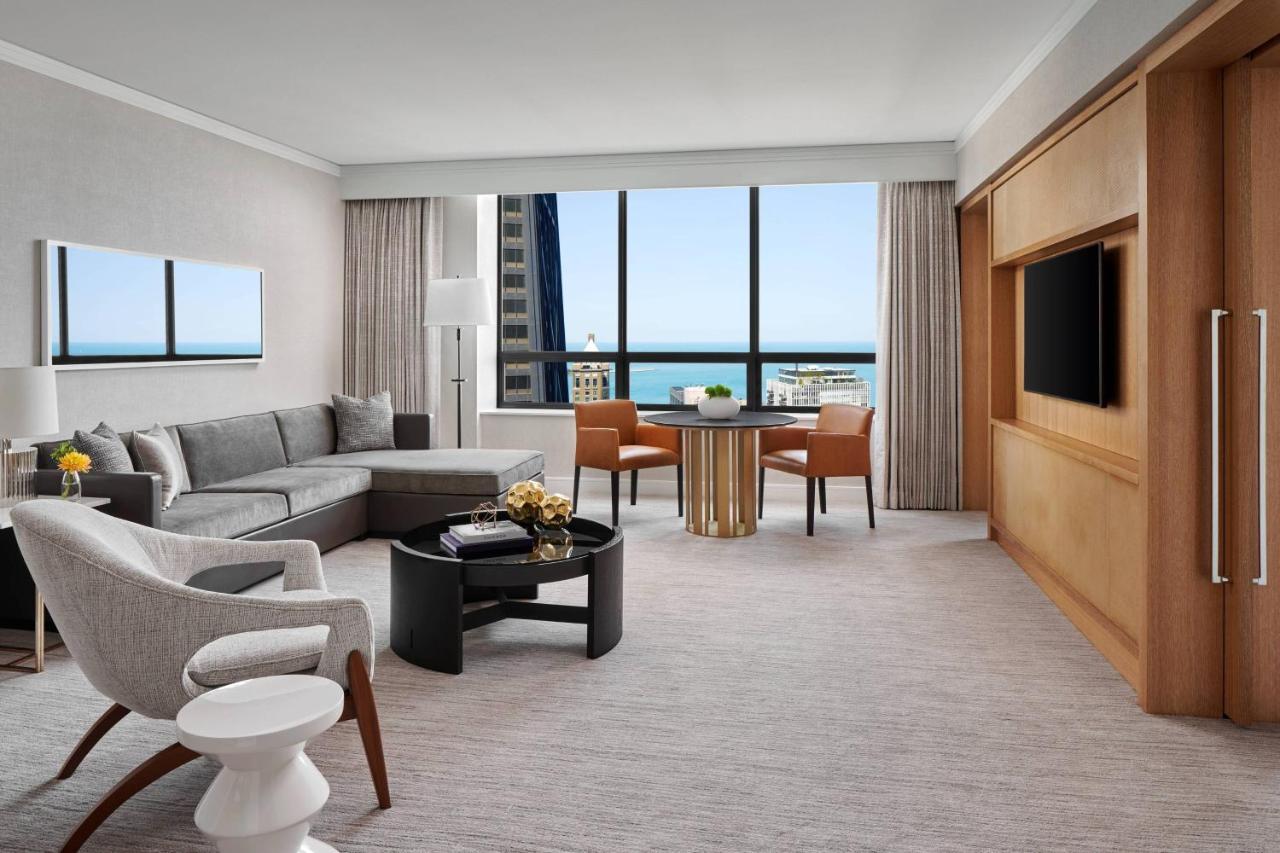 Hotel The Ritz-Carlton, Chicago Extérieur photo